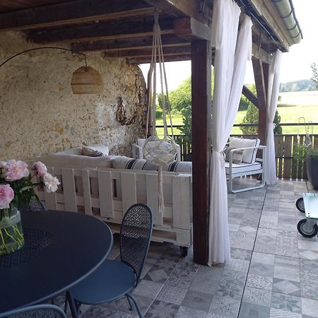 Au Bourg Acomodação com café da manhã Le Landeron Exterior foto